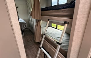 2024 Thor Coleman Bunkhouse 31CM
