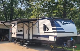 Pet Friendly Bunkhouse Camper Rental
