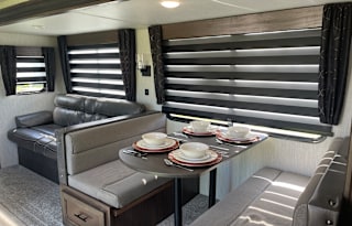 SPECIAL ON LONG TERM RENTALS-  2021 camper up to 6