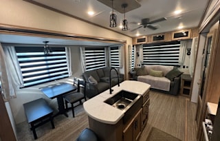 2023 Forest River RV Sabre 36BHQ