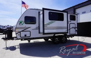 Minnie Winnie FLX | Solar Bunkhouse | Sleeps 6!