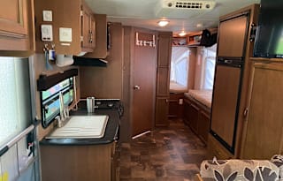 2013 Starcraft Travel Star 229TB