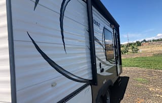 2016 Keystone Hideout