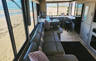2024 Wildwood 29 View