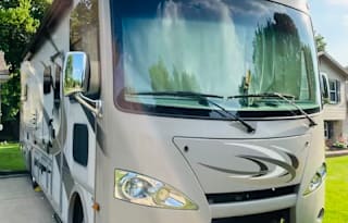 2016 Thor Motor Coach Hurricane 31S