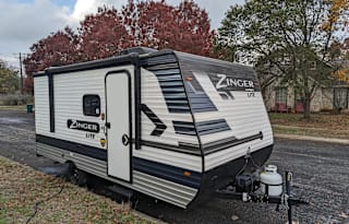 2022 CrossRoads RV Zinger Lite ZR18BH