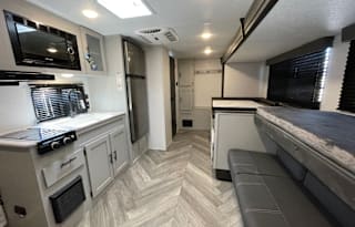 2022 Travel Camper