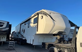 2012 Keystone Raptor 367