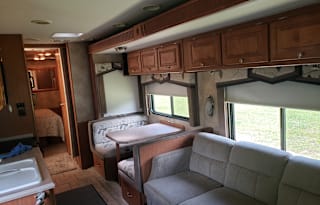 2009 Allegro Bay