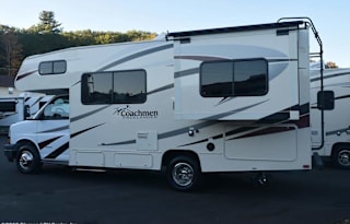 2018 Coachmen Freelander 