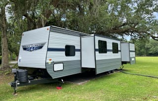 85 - 2021 Gulf Stream RV Kingsport 380FRSSE Series