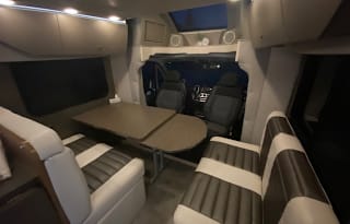 Great Gas Milage 15+ MPG, 2015 Winnebago Trend 23B