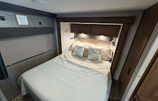 Gypsy | Cozy, Compact & Ready for the Open Road!