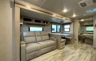 GLAMPING-2021, Queen Master w/Slide out Closet