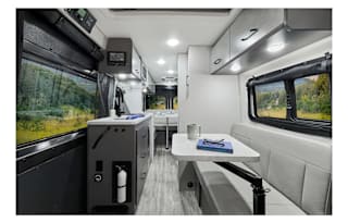 2023 Thor Motor Coach Twist 21JB