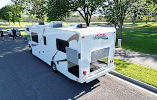 2019 Thor Motor Coach Four Winds 28A with solar