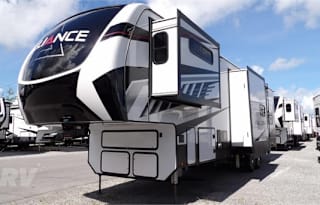 2021 Alliance RV Valor 36V11