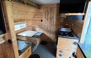 2017 Ice Castle RV Edition "Hannah's Honey Hole"