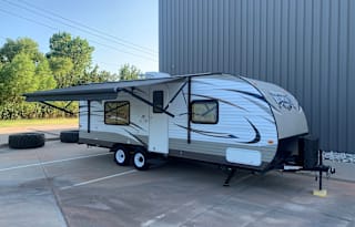 2016 Forest River RV Wildwood X-Lite 241QBXL