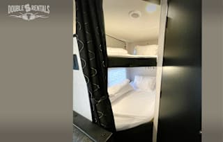 GREY WOLF Modern Farmhouse with Bunks & Queen Bed