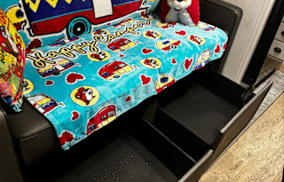 Buc-ee's Themed! (10% off Mil/Vet/LEO)