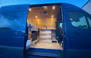 2019 mercedes Sprinter 2500 4x4