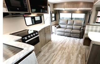 2023 Grand Design Imagine 2500RL