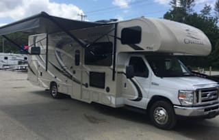 2014 Thor Motor Coach Chateau 31E Bunkhouse