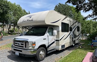 2019 Thor Motor Coach Four winds 28A