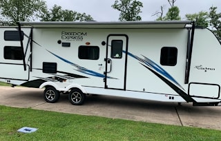 Nomad's Nest: Your Ultimate Travel Trailer Escape