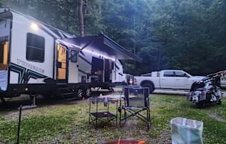 Try Be-4 you BUY_Adventure RV_Pick Up or Delivered