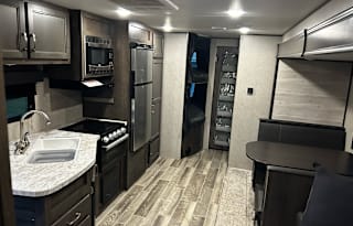 Your perfect getaway! We deliver and set up!