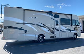 2017 Thor Motor Coach ACE 30.2
