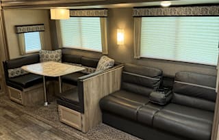 2021 Coachmen RV Catalina Legacy 323BHDSCK