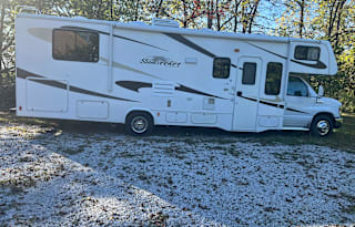 2010 Sunseeker Forest River M-3100SS Ford 350