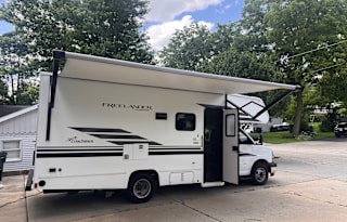 Family and Pet Friendly fun in this Freelander RV!