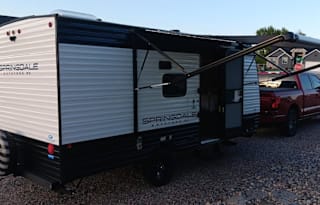 2025 20' Bunkhouse with Front RV Queen Bed, Cute!