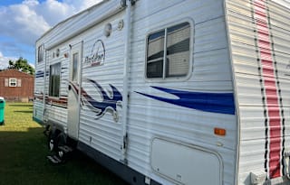 Redline toy hauler camper 26ft