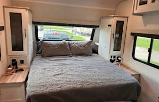 2023 Forest River RV No Boundaries 20.3 “Billie”