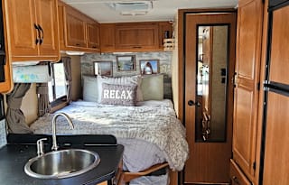 Thor Majestic 23A - UTAH - Unlimited Miles