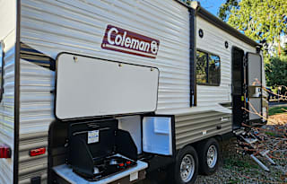 2021 Dutchmen RV Coleman Lantern LT Series 17B