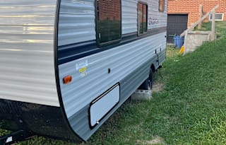 2021 Gulf Stream Enlighten 18BH