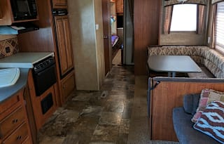 #1 FL - Sagmoe Family (36-foot bunkhouse camper)
