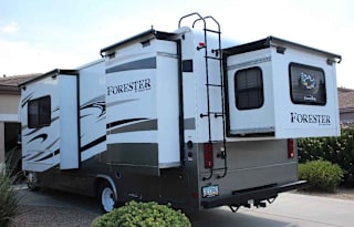 Adventure Awaits Your Dream RV Getaway Starts Here