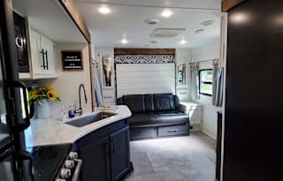 The Happy Camper | Bunks & Upgraded Queen Mattress