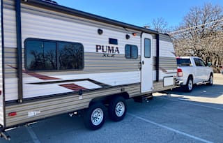 Independence! 2019 Palomino Puma XLE Lite w/ sofa