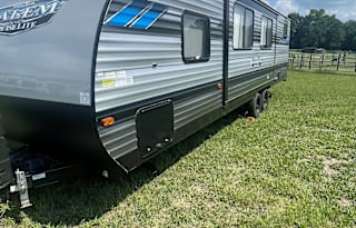 2022 Forest River Sleeps 9