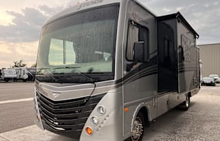 2016 Fleetwood RV Storm 32H