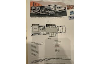 31 feet of Bliss! W/ 3 slide outs!!