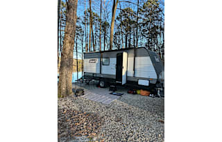 2022 Coleman Dutchman 17B sleeps 5
